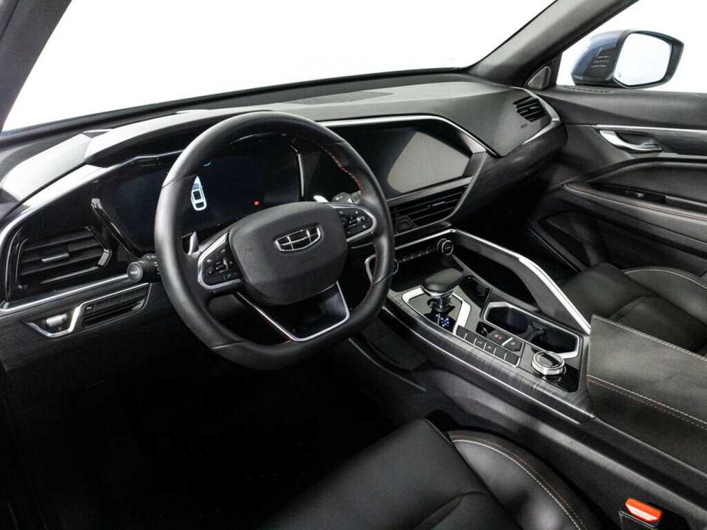 Купить Geely Tugella с пробегом. Фото: #10