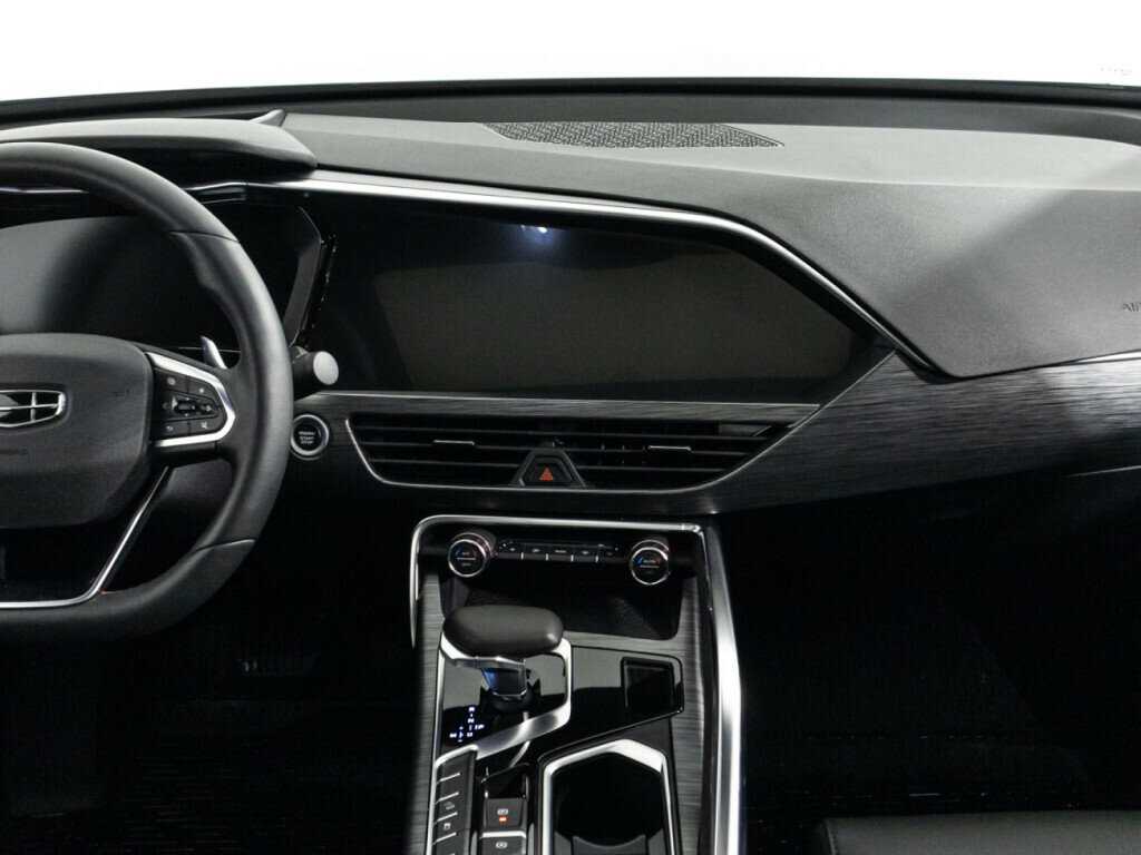 Купить Geely Tugella с пробегом. Фото: #13