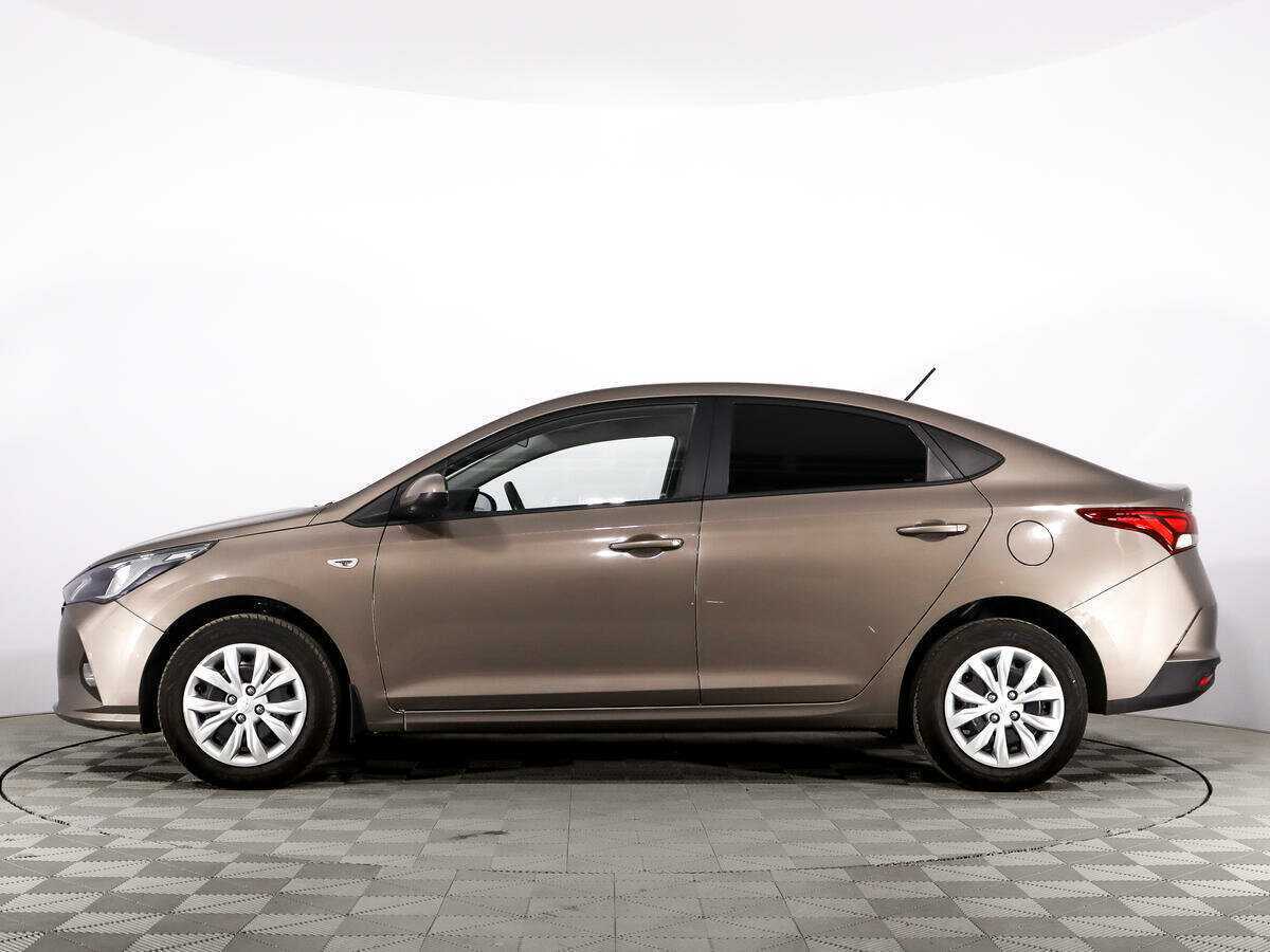 Купить Hyundai Solaris с пробегом. Фото: #7