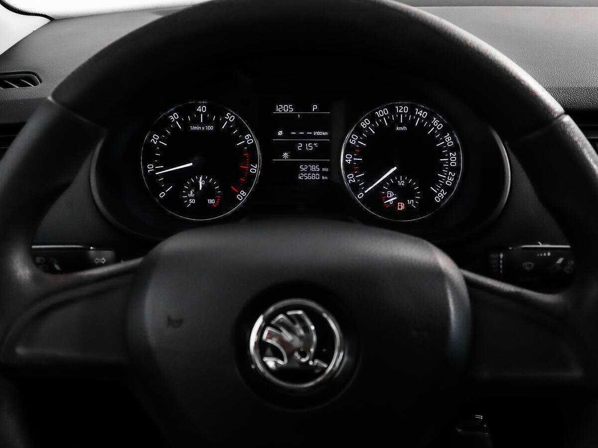 Купить Skoda Octavia с пробегом. Фото: #14