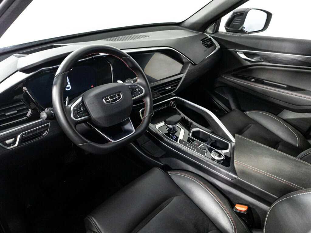 Купить Geely Tugella с пробегом. Фото: #10