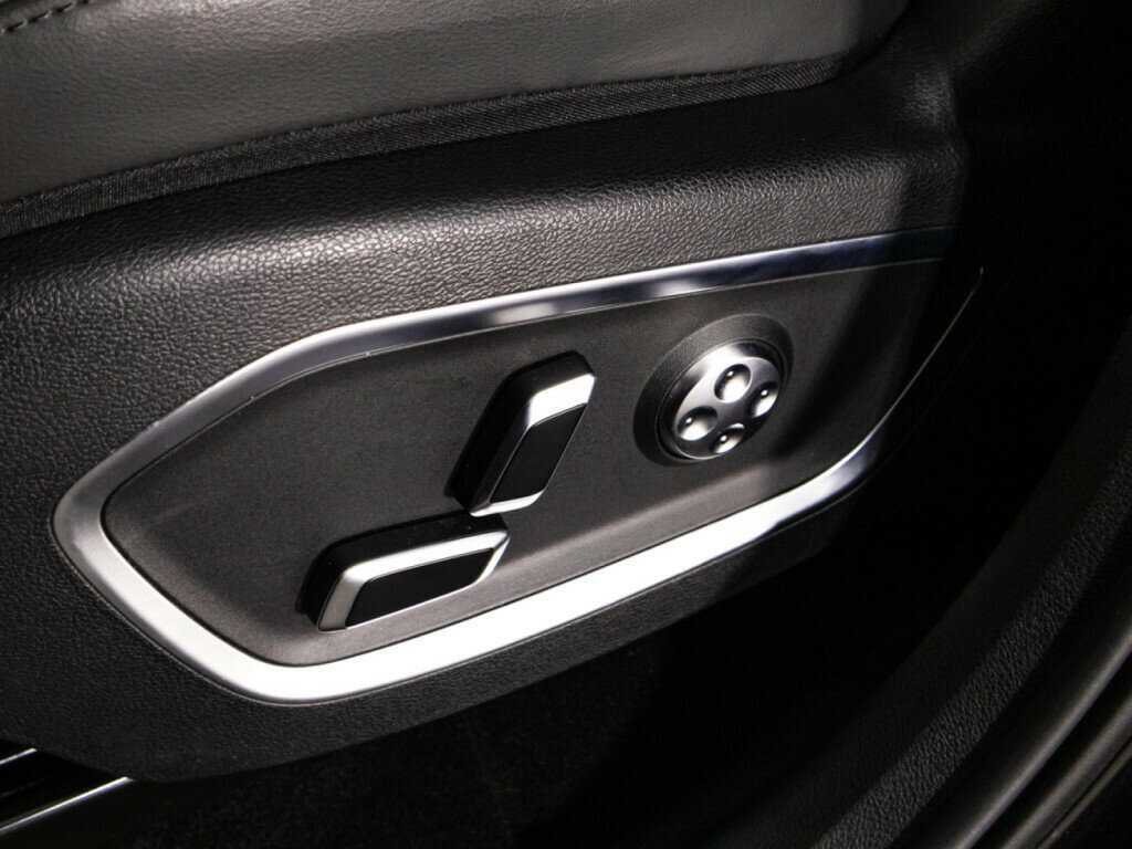 Купить Geely Tugella с пробегом. Фото: #18