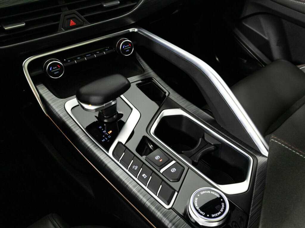 Купить Geely Tugella с пробегом. Фото: #21