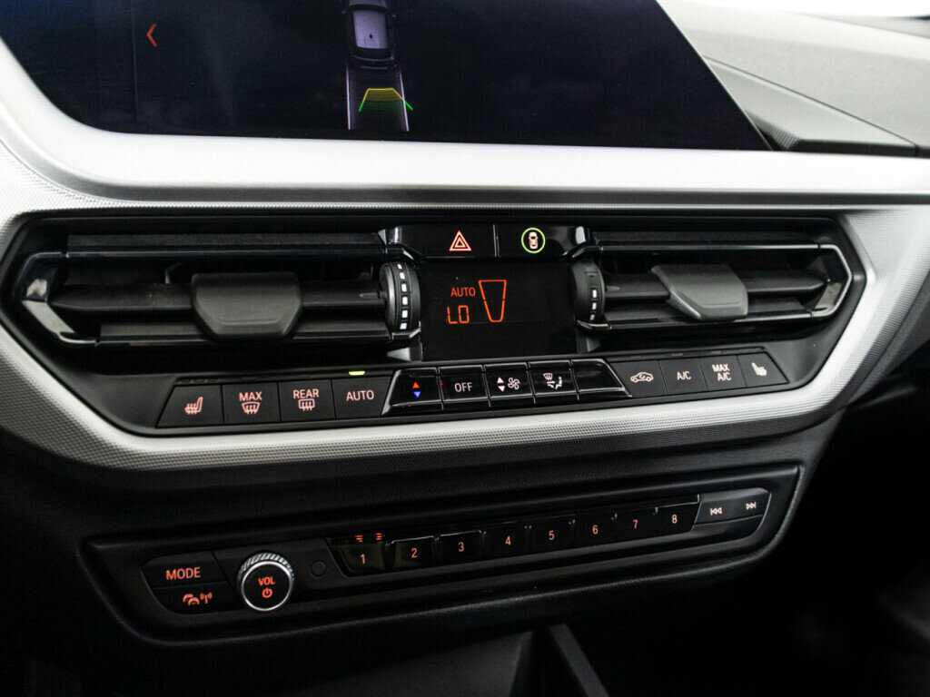 Купить BMW 1 серии с пробегом. Фото: #17