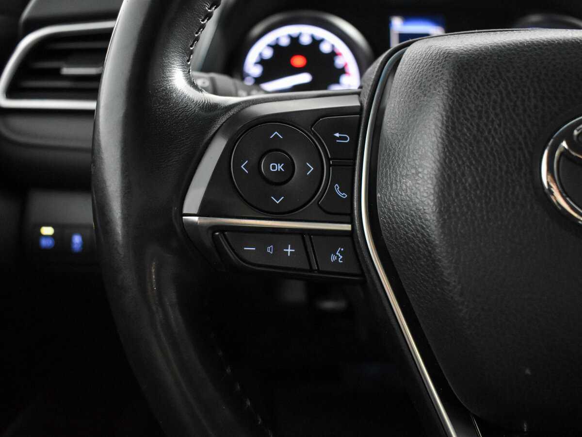 Купить Toyota Camry с пробегом. Фото: #15