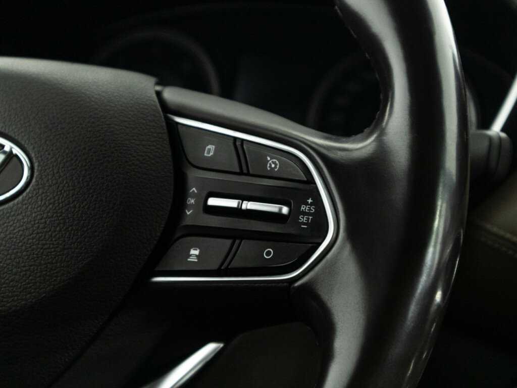 Купить Hyundai Santa Fe с пробегом. Фото: #18