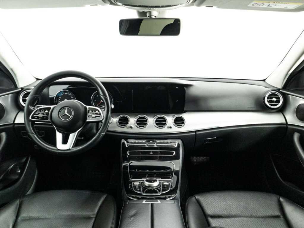 Купить Mercedes-Benz E-Класс с пробегом. Фото: #12