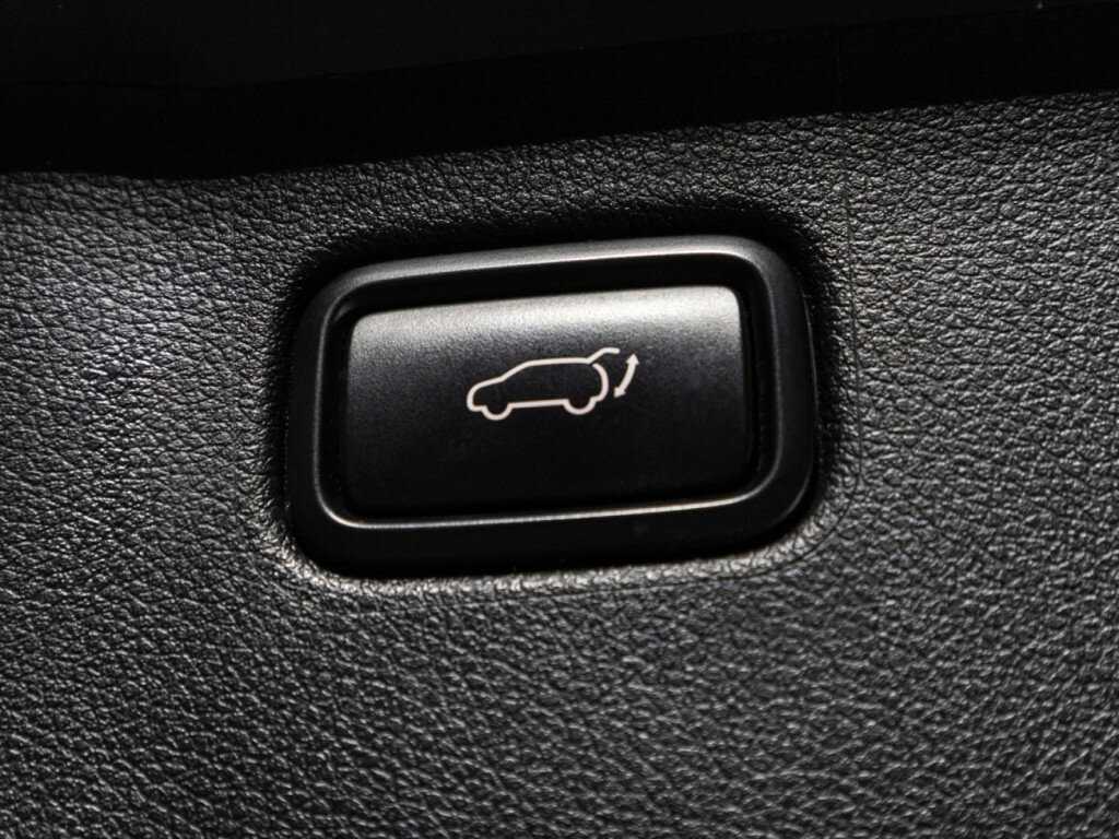 Купить Kia Sorento с пробегом. Фото: #28