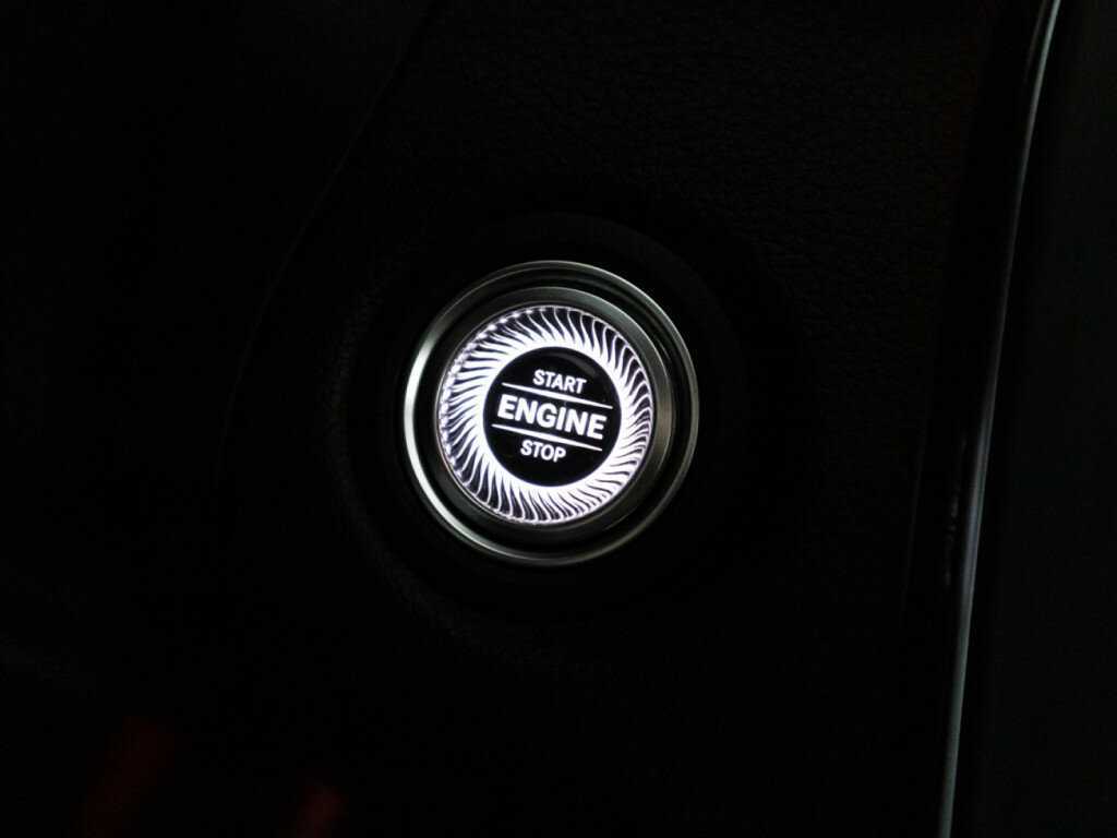 Купить Mercedes-Benz C-Класс с пробегом. Фото: #18