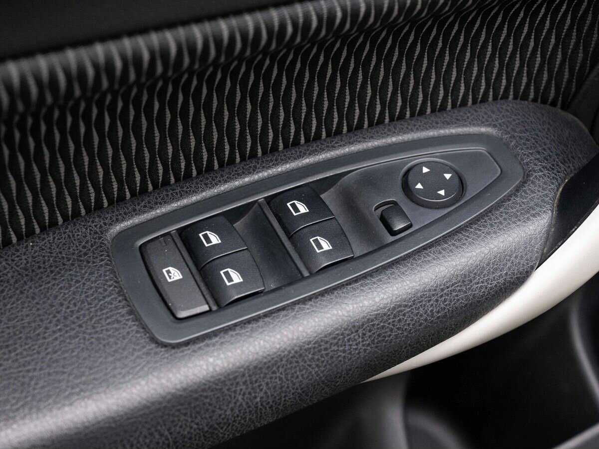 Купить BMW 1 серии с пробегом. Фото: #13