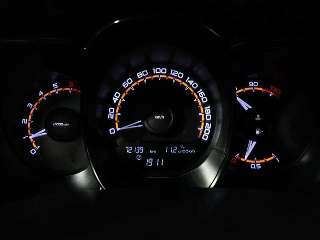 Купить Lada (ВАЗ) Vesta с пробегом. Фото: #11