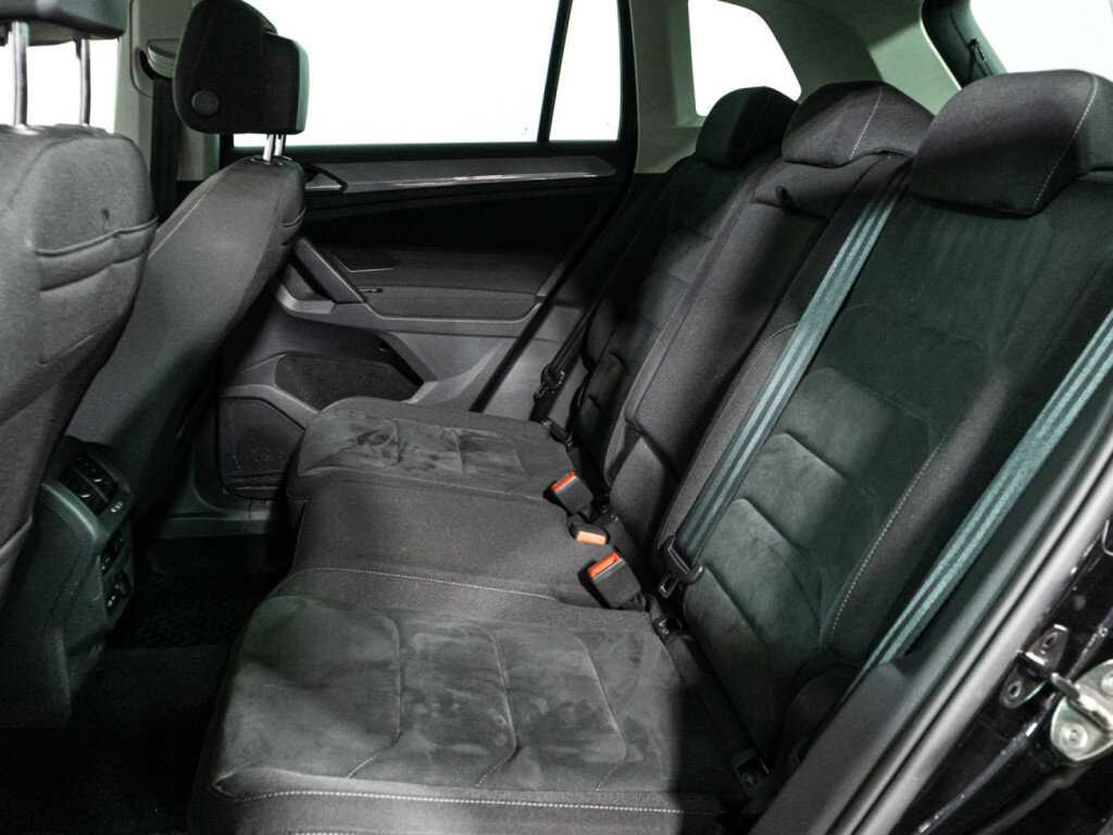 Купить Volkswagen Tiguan с пробегом. Фото: #9