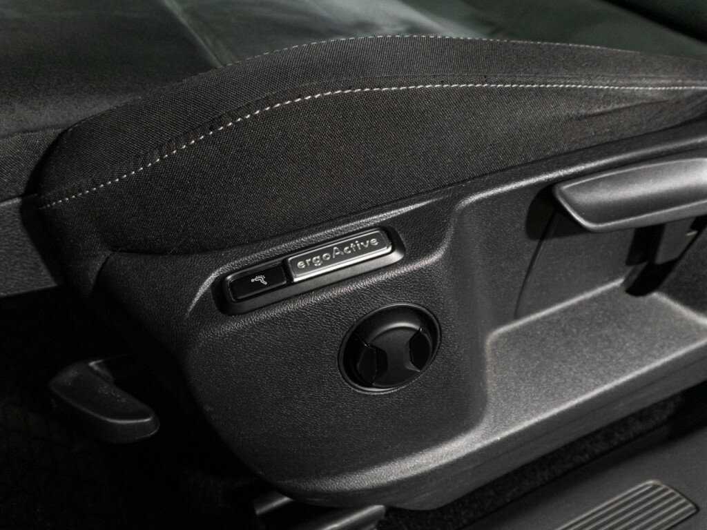 Купить Volkswagen Tiguan с пробегом. Фото: #20