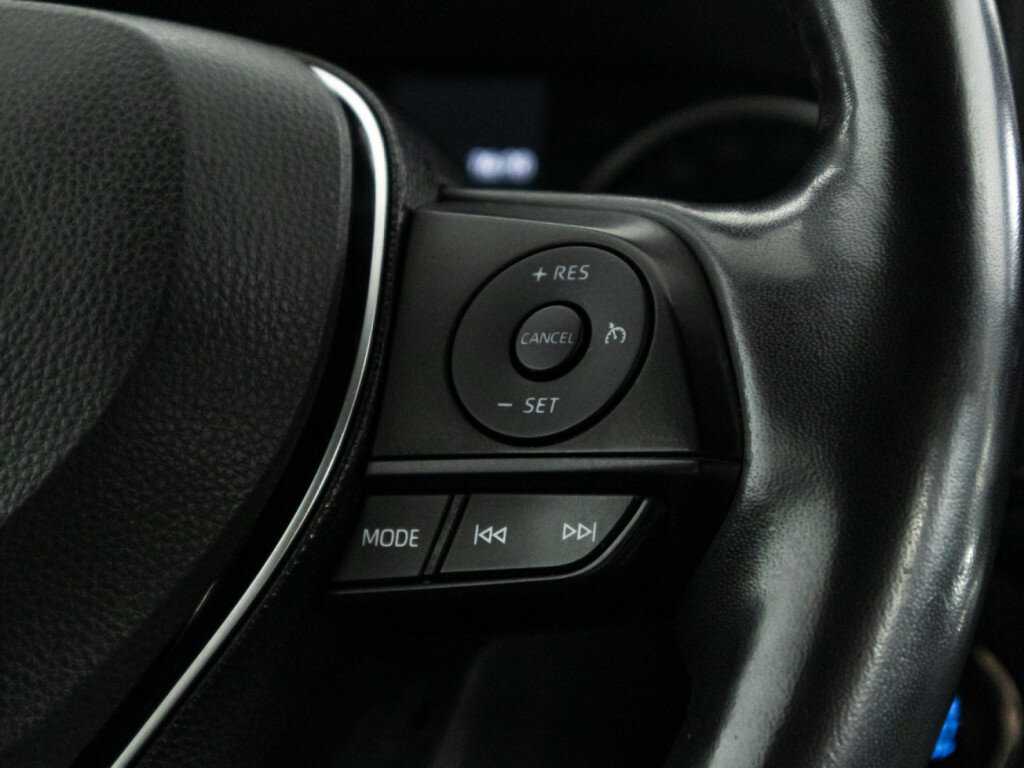 Купить Toyota RAV4 с пробегом. Фото: #16