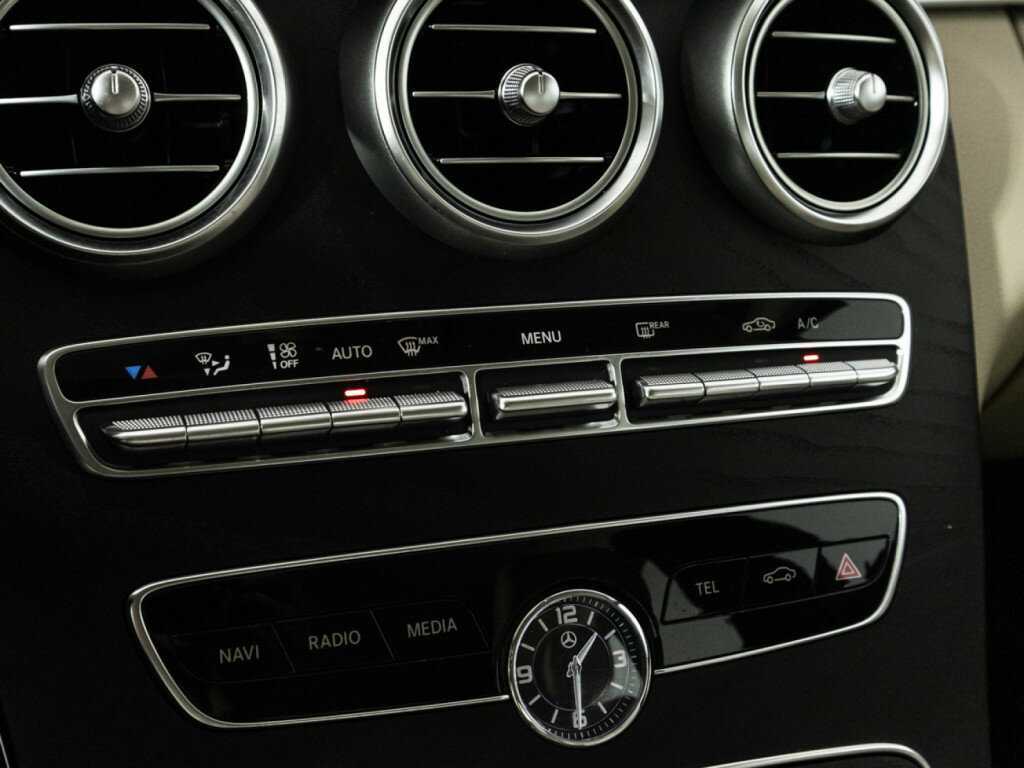 Купить Mercedes-Benz C-Класс с пробегом. Фото: #15