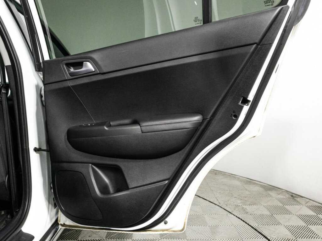 Купить Kia Sportage с пробегом. Фото: #23