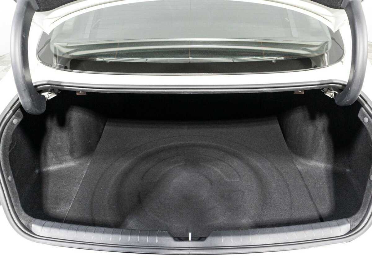 Купить Hyundai Sonata с пробегом. Фото: #14