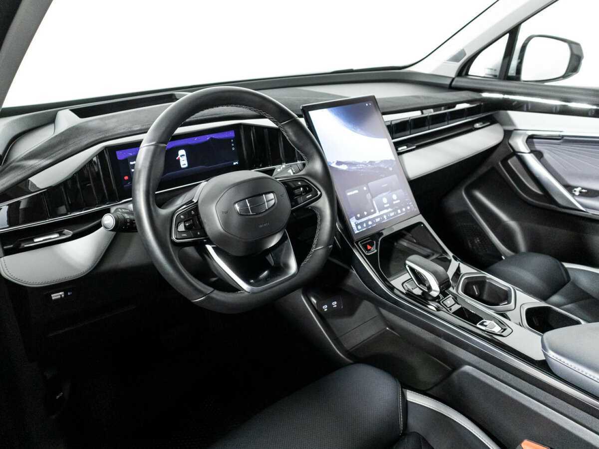 Купить Geely Atlas с пробегом. Фото: #10