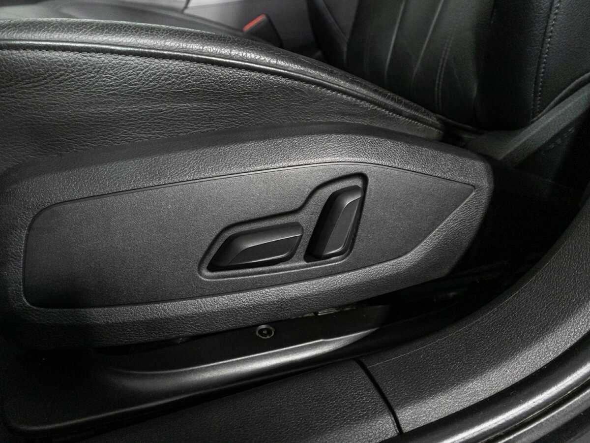 Купить Audi A4 с пробегом. Фото: #17