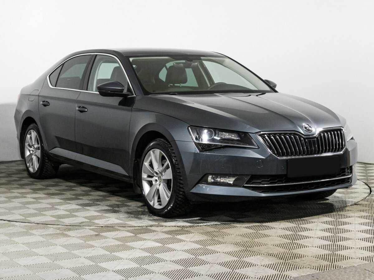 Купить Skoda Superb с пробегом. Фото: #2