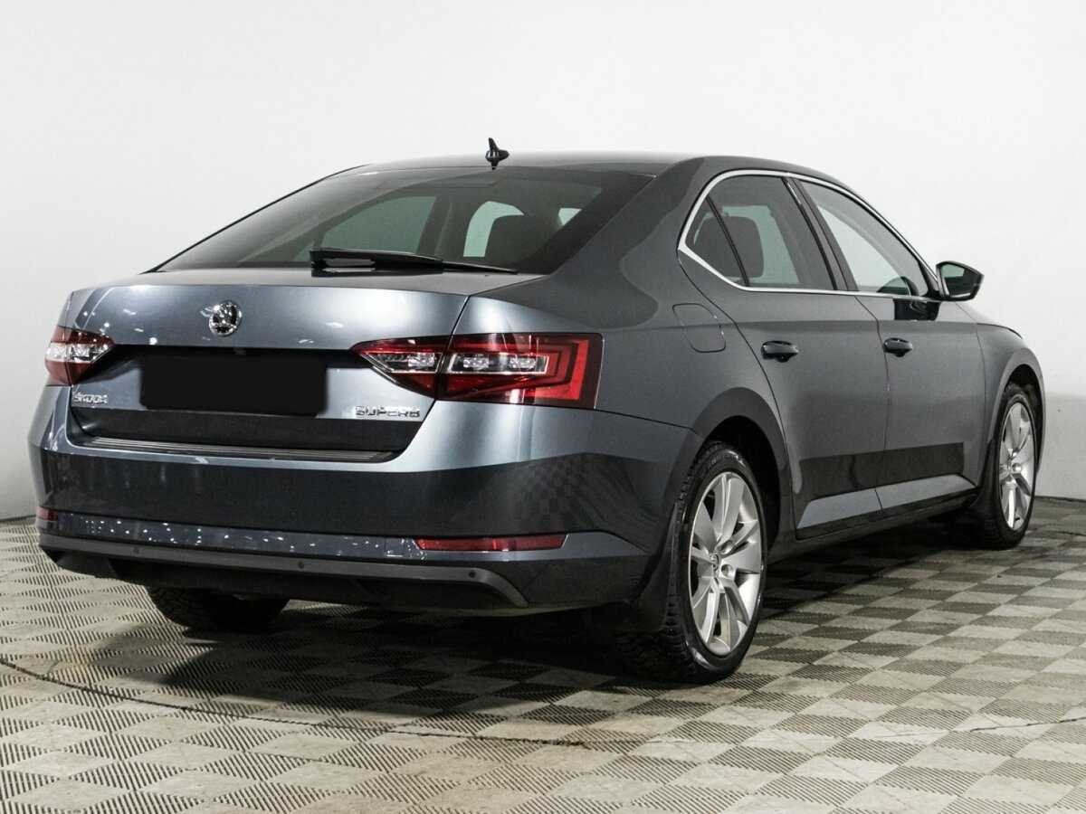 Купить Skoda Superb с пробегом. Фото: #4