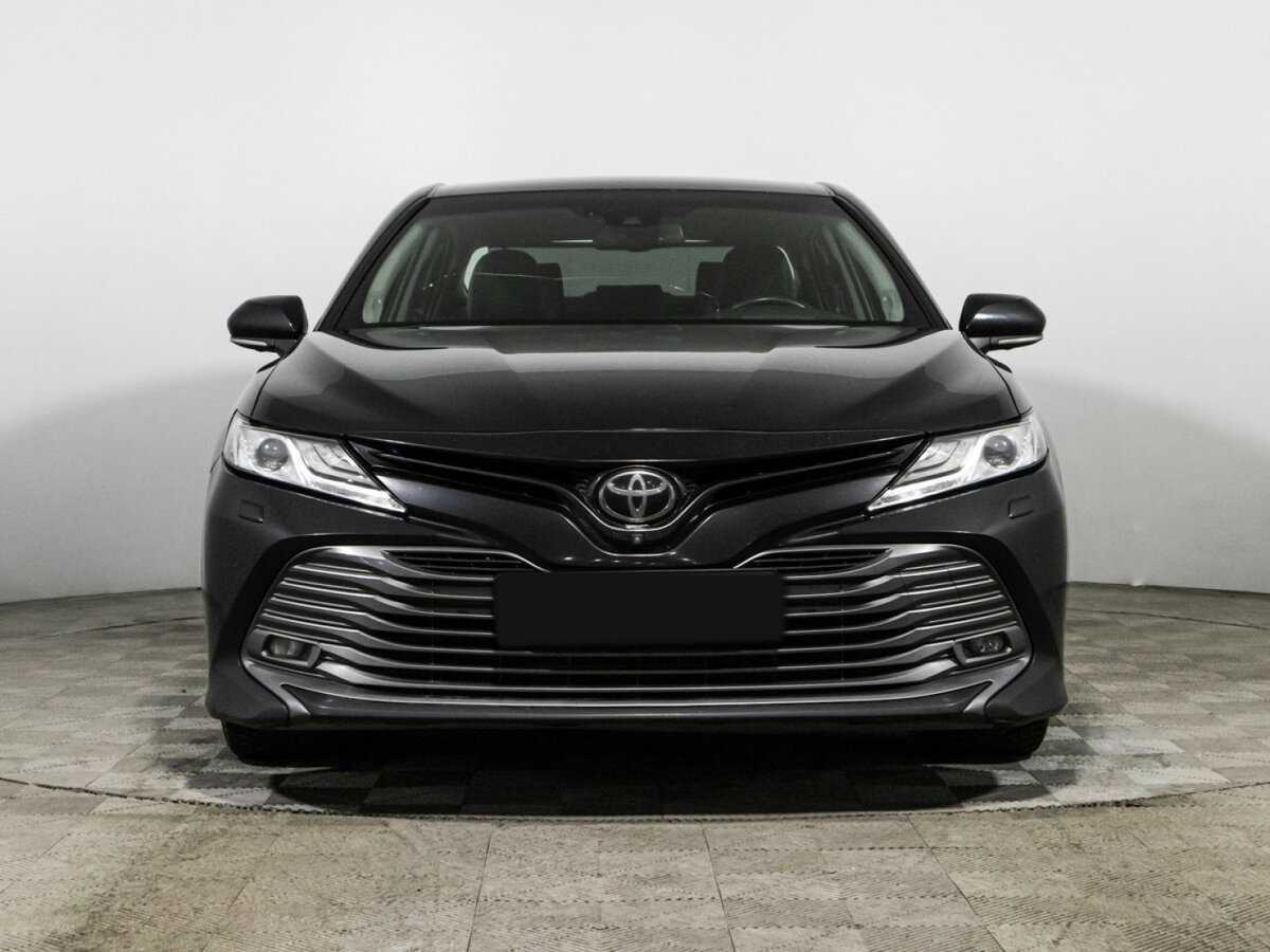Купить Toyota Camry с пробегом. Фото: #1