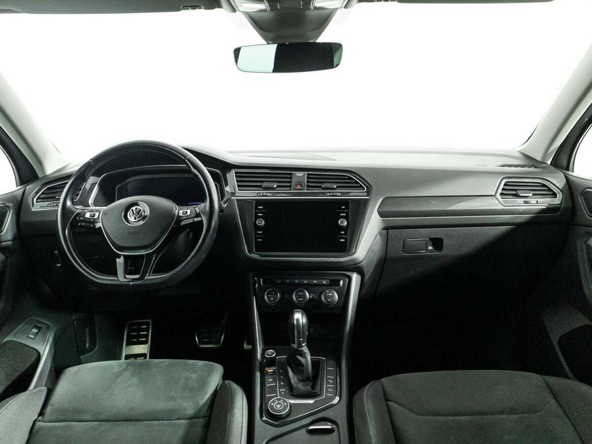 Купить Volkswagen Tiguan с пробегом. Фото: #12
