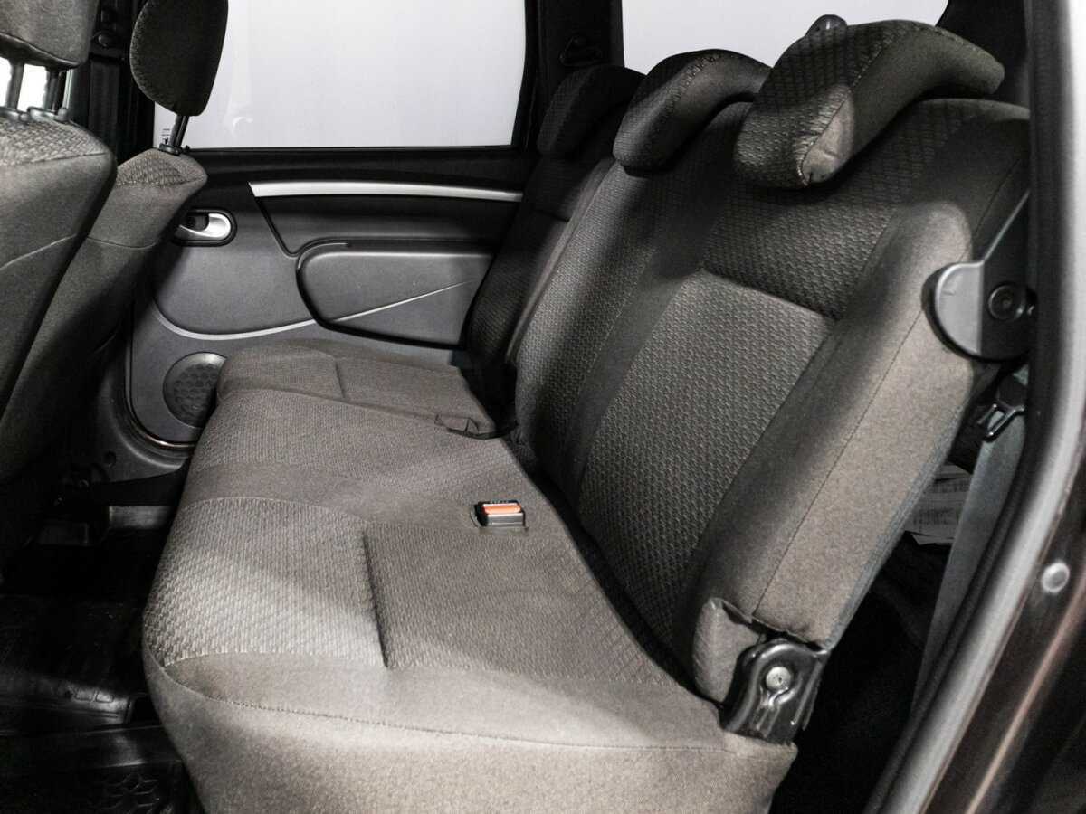 Купить Lada (ВАЗ) Largus с пробегом. Фото: #9