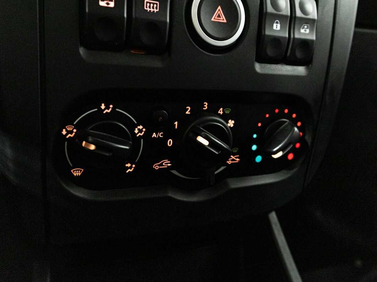 Купить Lada (ВАЗ) Largus с пробегом. Фото: #14