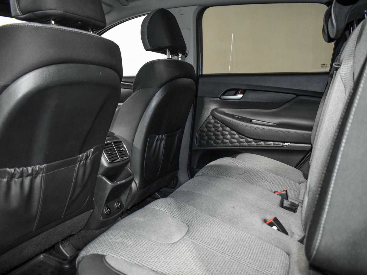 Купить Hyundai Santa Fe с пробегом. Фото: #10
