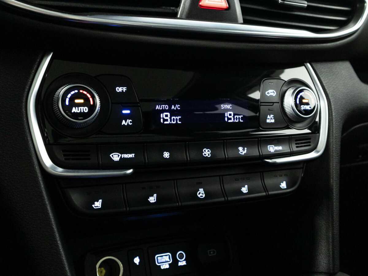 Купить Hyundai Santa Fe с пробегом. Фото: #26