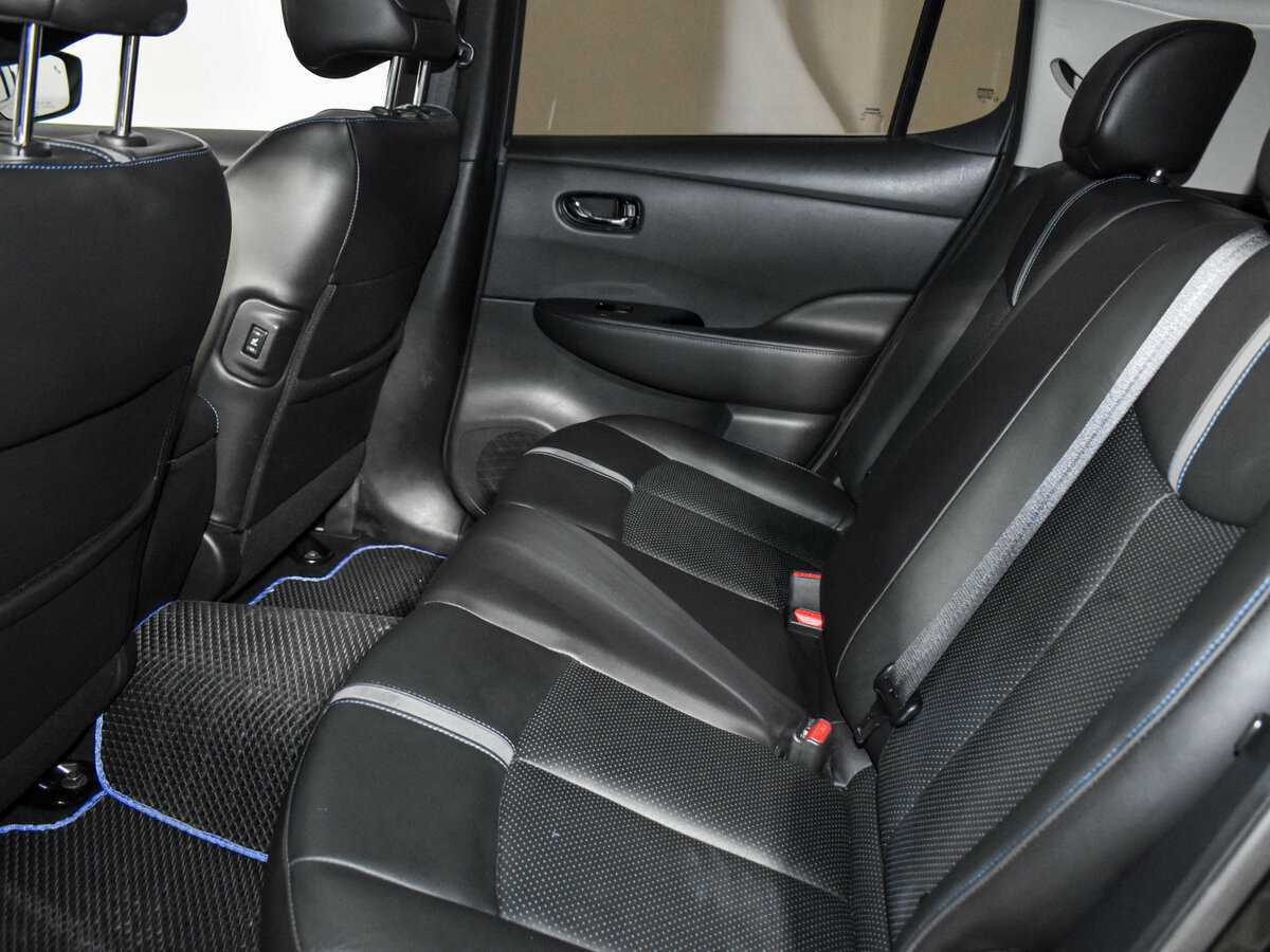 Купить Nissan Leaf с пробегом. Фото: #13