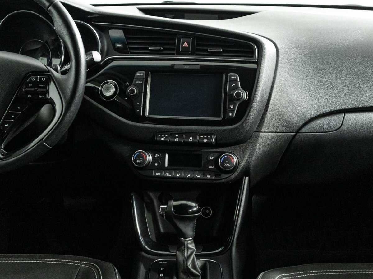 Купить Kia Ceed с пробегом. Фото: #13