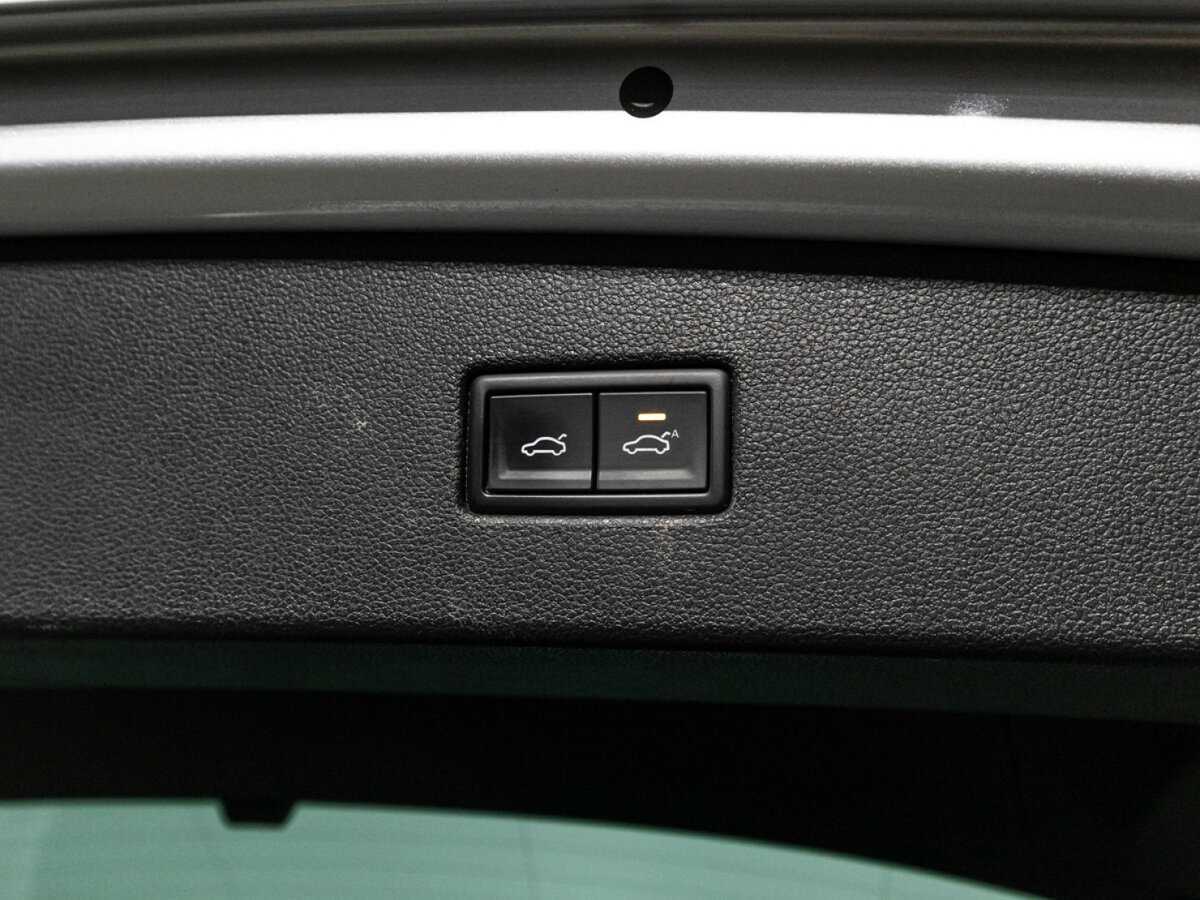 Купить Volkswagen Tiguan с пробегом. Фото: #12