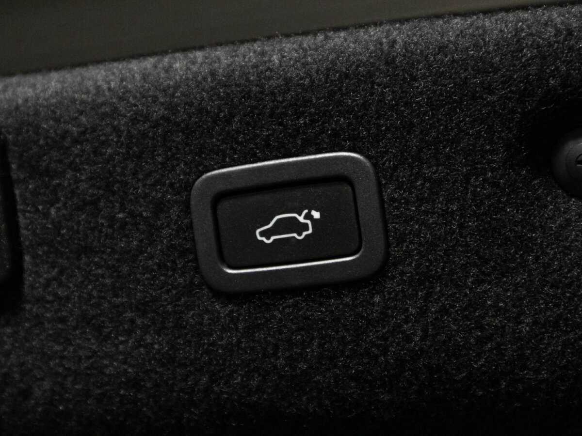 Купить Jaguar XF с пробегом. Фото: #15