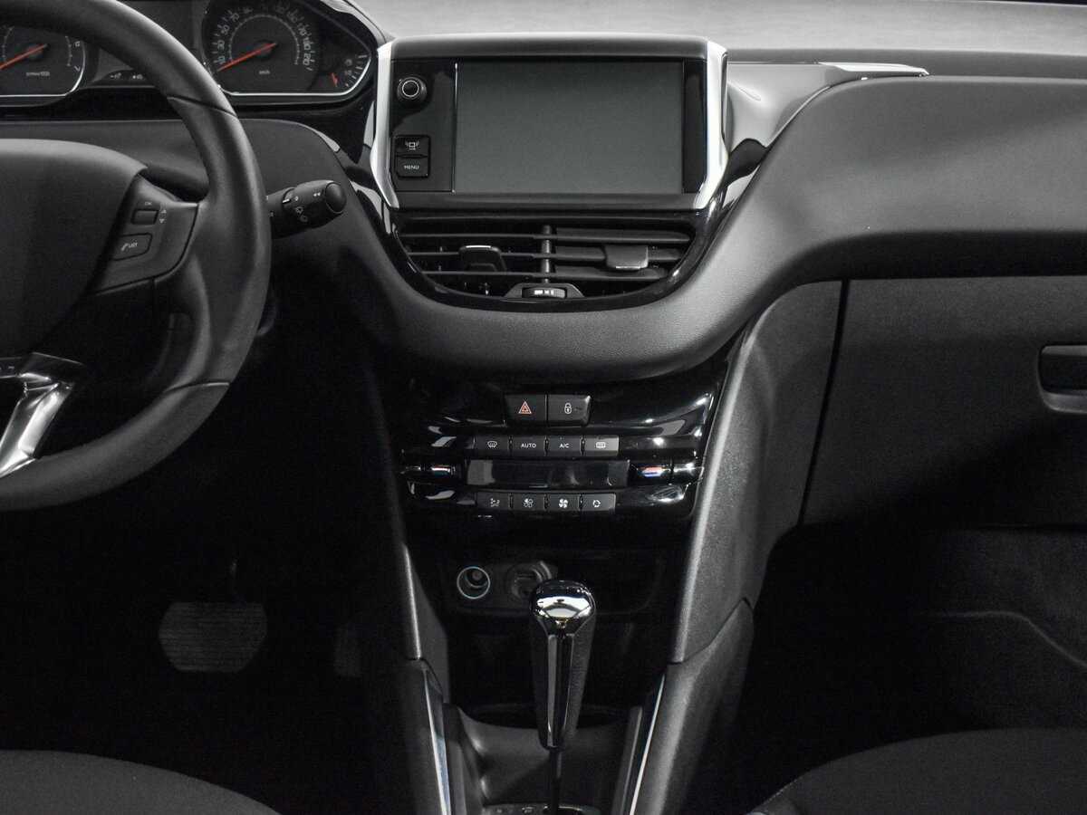 Продажа Б/У Пежо 208. Фото: #13