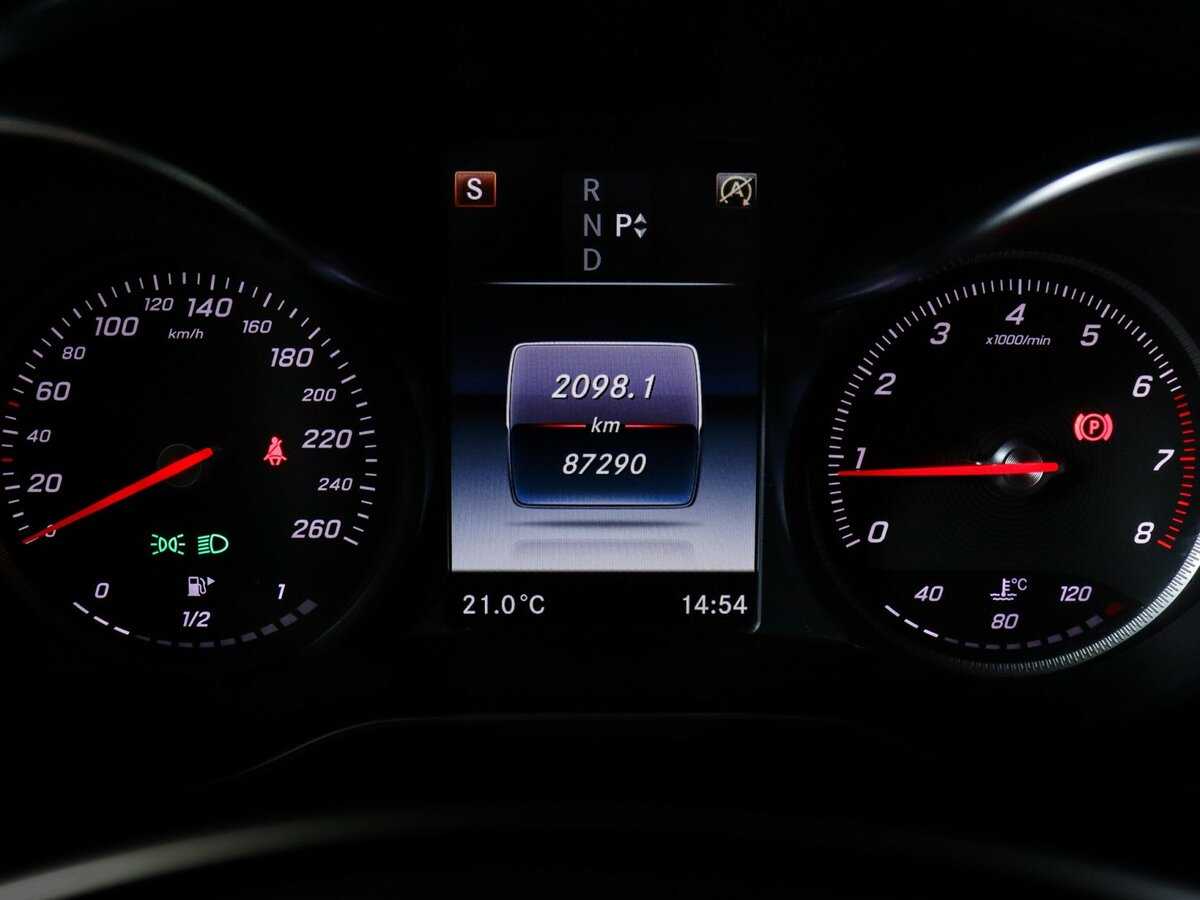 Купить Mercedes-Benz C-Класс с пробегом. Фото: #10