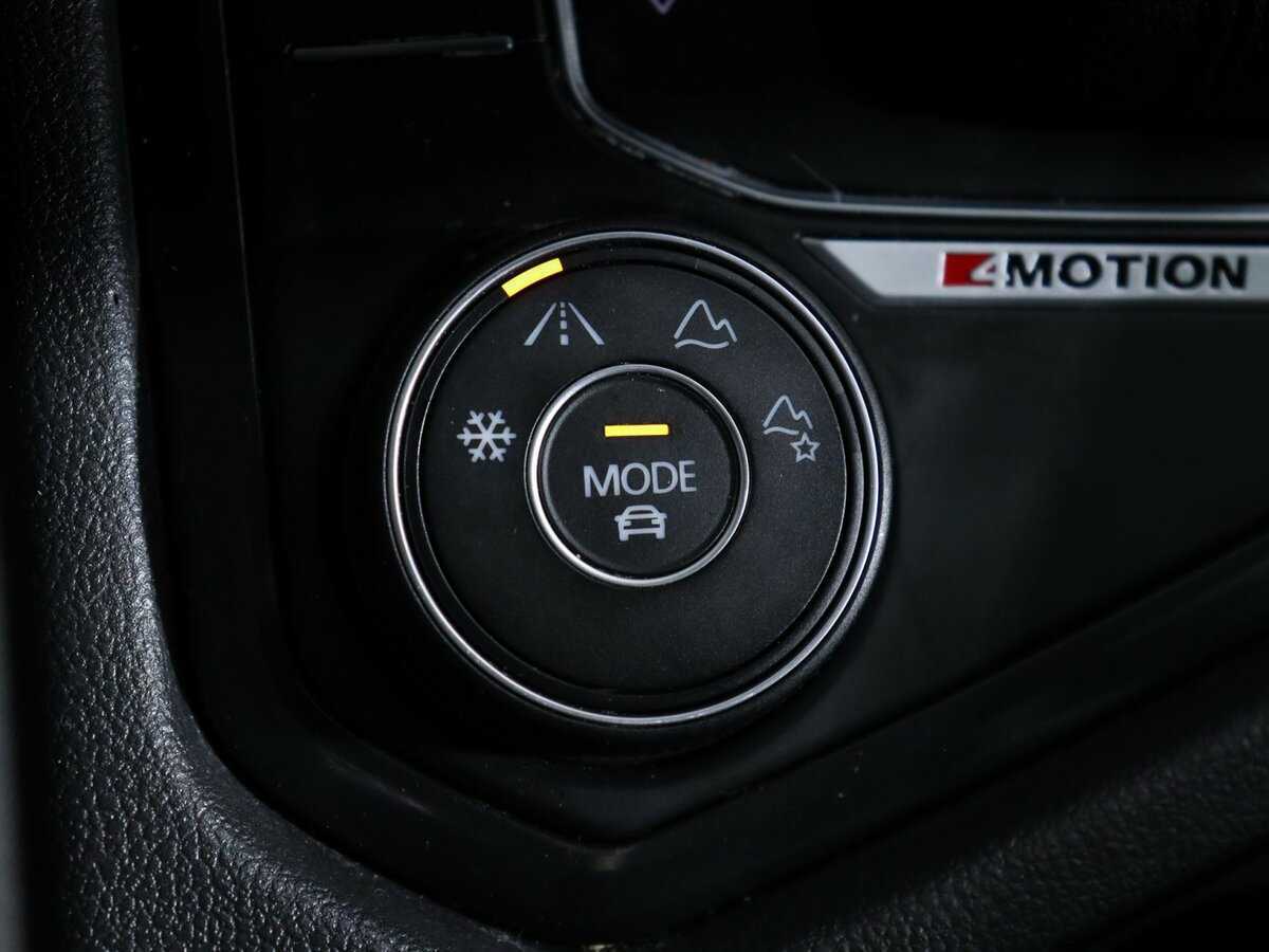 Купить Volkswagen Tiguan с пробегом. Фото: #18