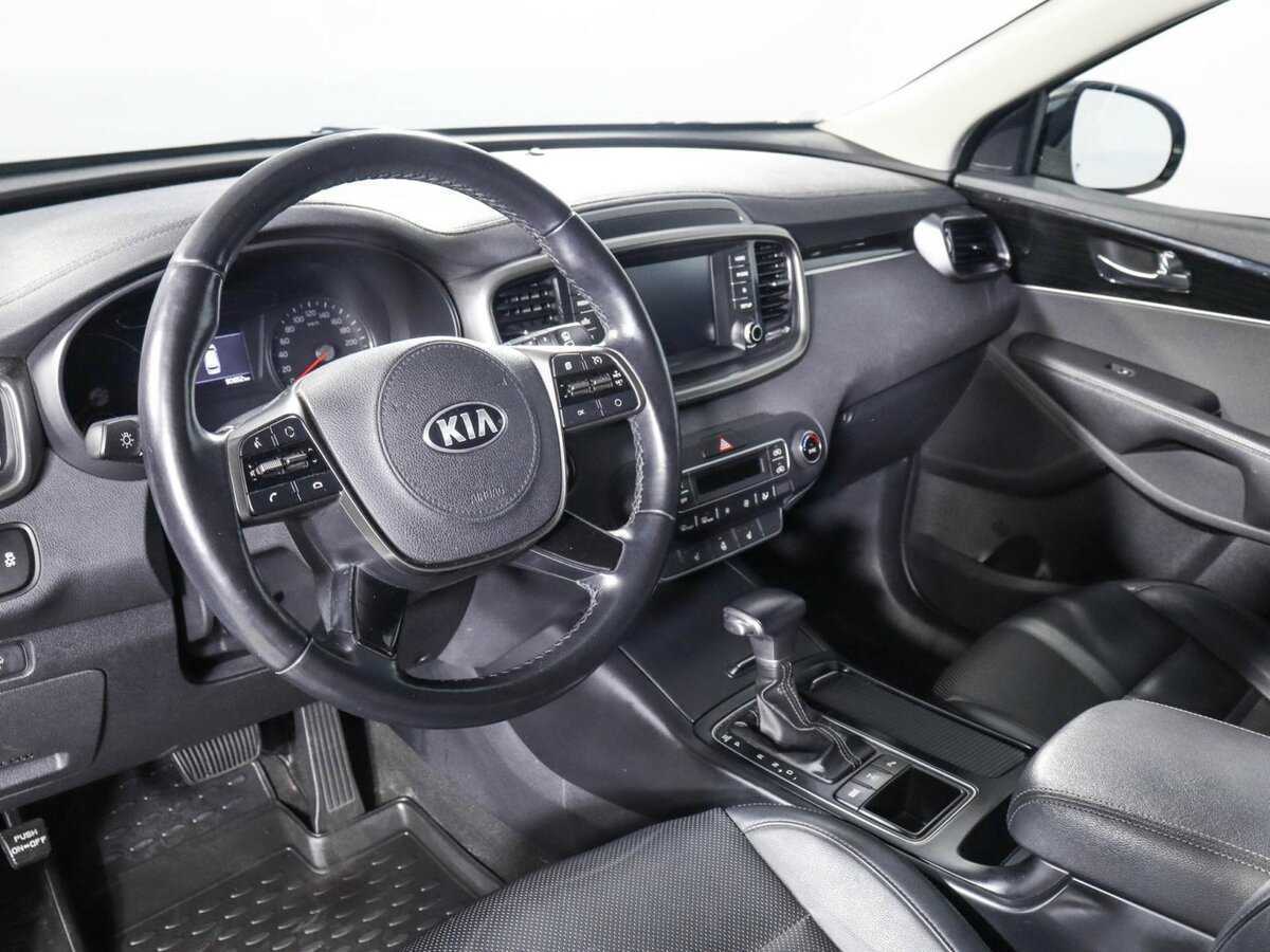 Купить Kia Sorento с пробегом. Фото: #8