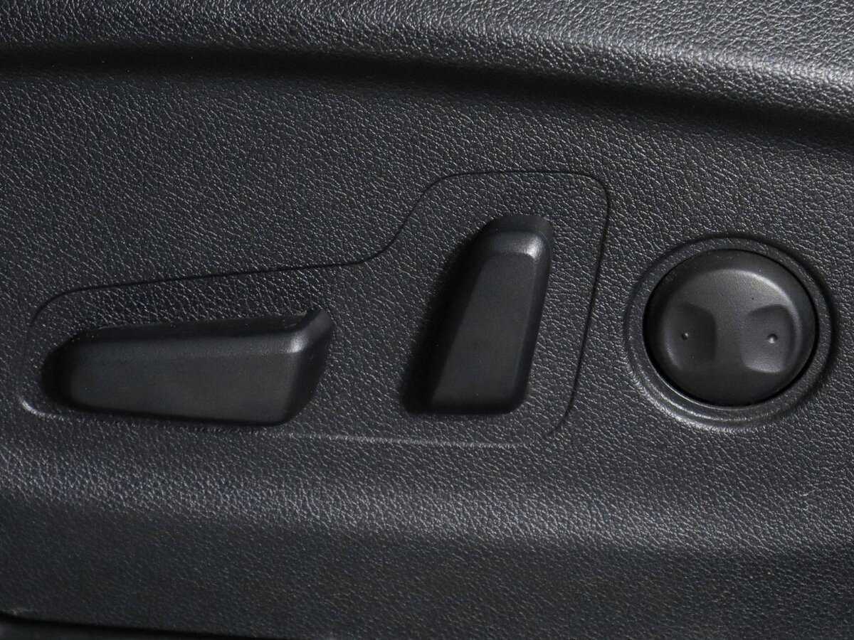 Купить Kia Sorento с пробегом. Фото: #11