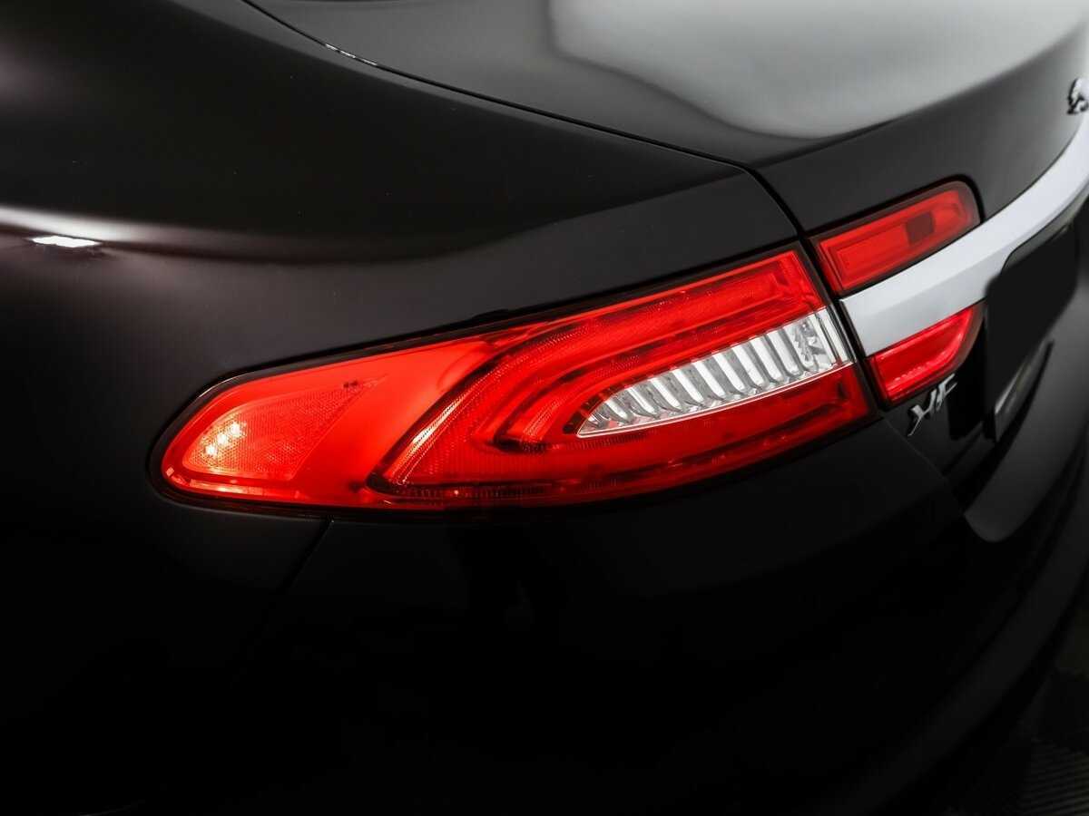 Купить Jaguar XF с пробегом. Фото: #18