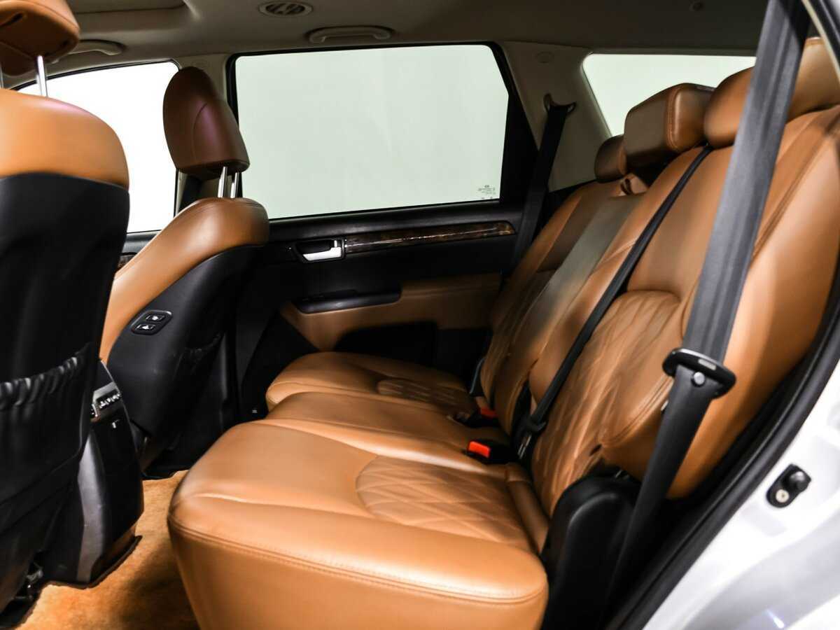 Купить Kia Mohave с пробегом. Фото: #12