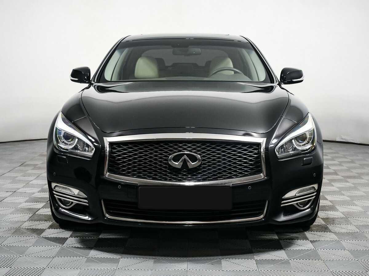Купить Infiniti Q70 с пробегом. Фото: #1