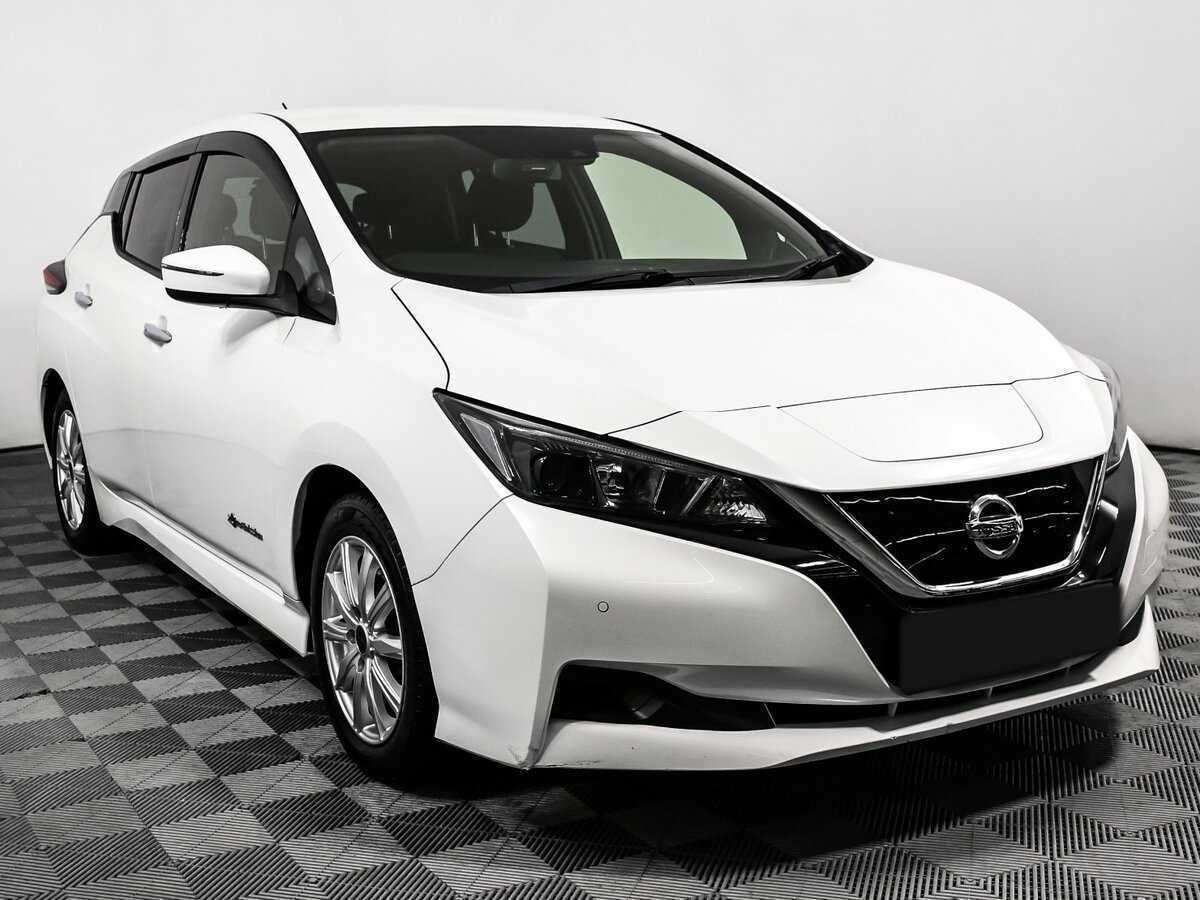Купить Nissan Leaf с пробегом. Фото: #2