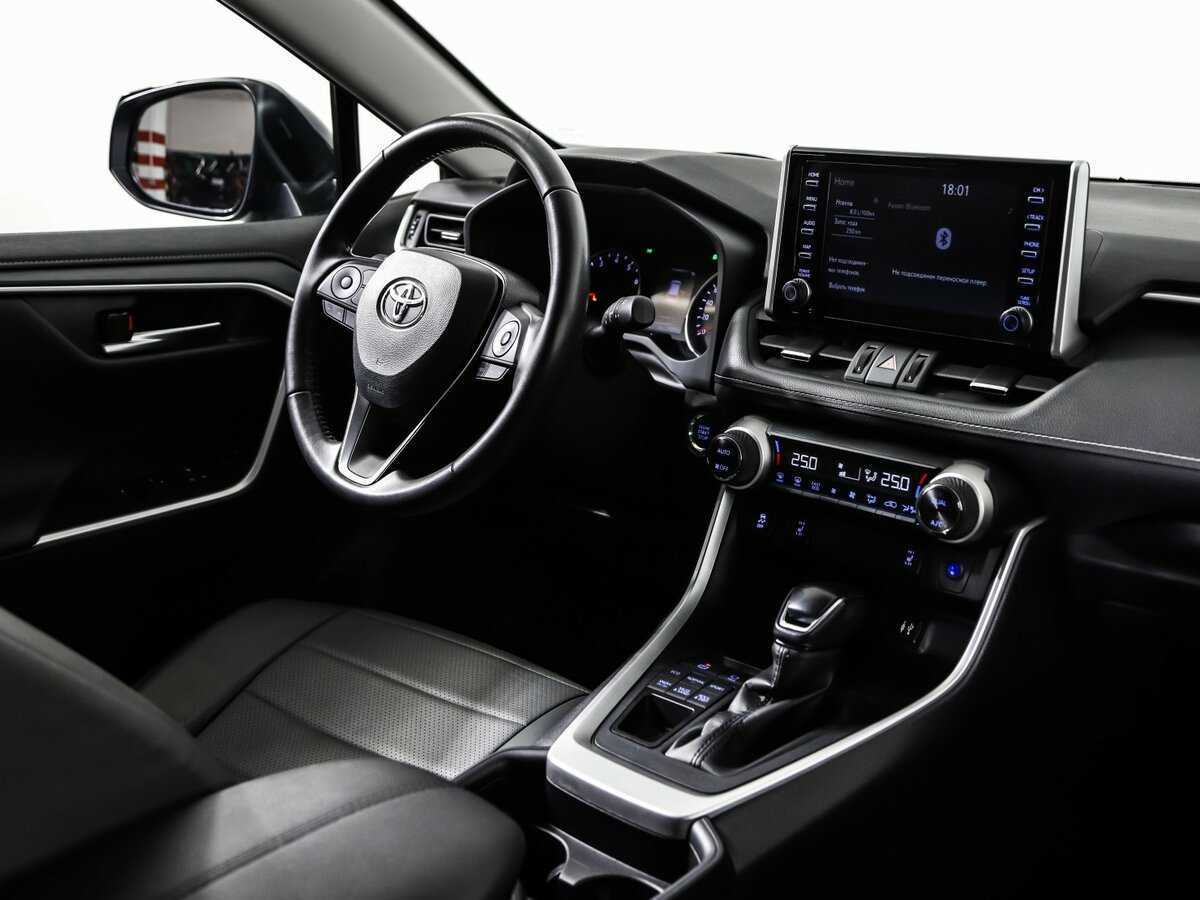 Купить Toyota RAV4 с пробегом. Фото: #8