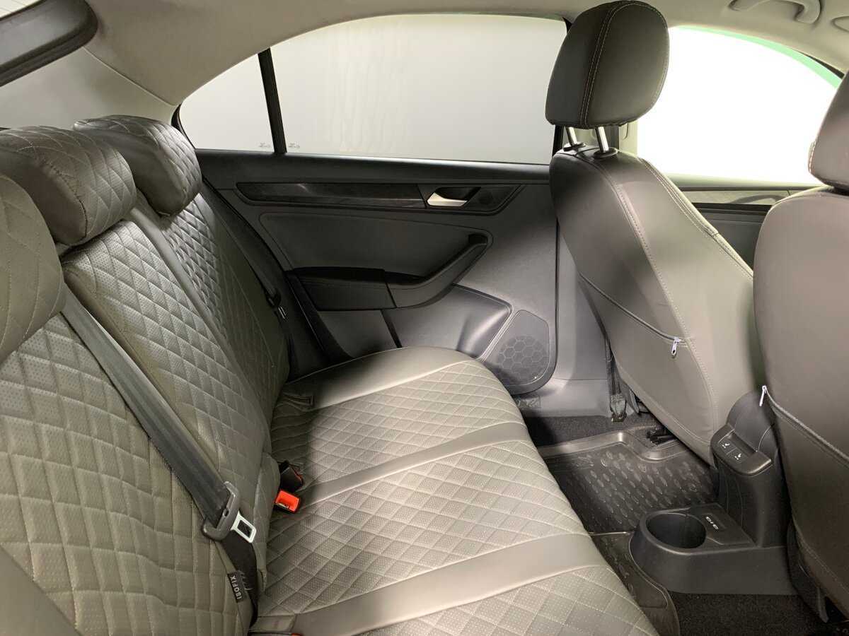 Купить Volkswagen Polo с пробегом. Фото: #17