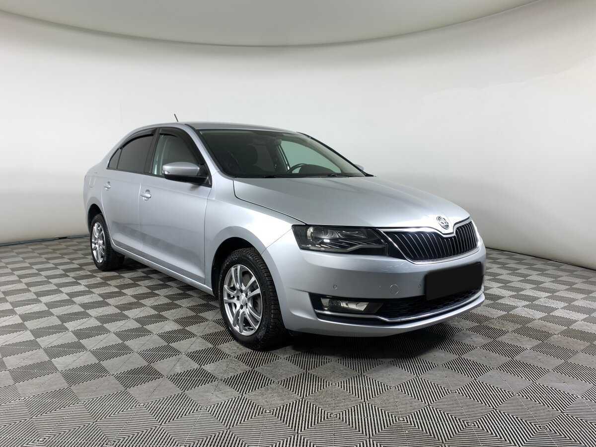 Купить Skoda Rapid с пробегом. Фото: #2