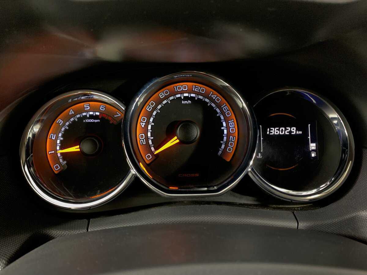 Купить Lada (ВАЗ) Largus с пробегом. Фото: #14