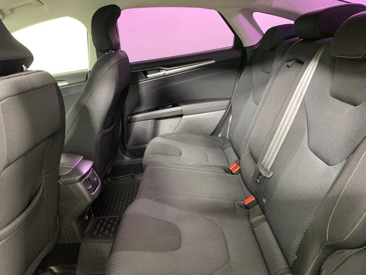 Купить Ford Mondeo с пробегом. Фото: #18