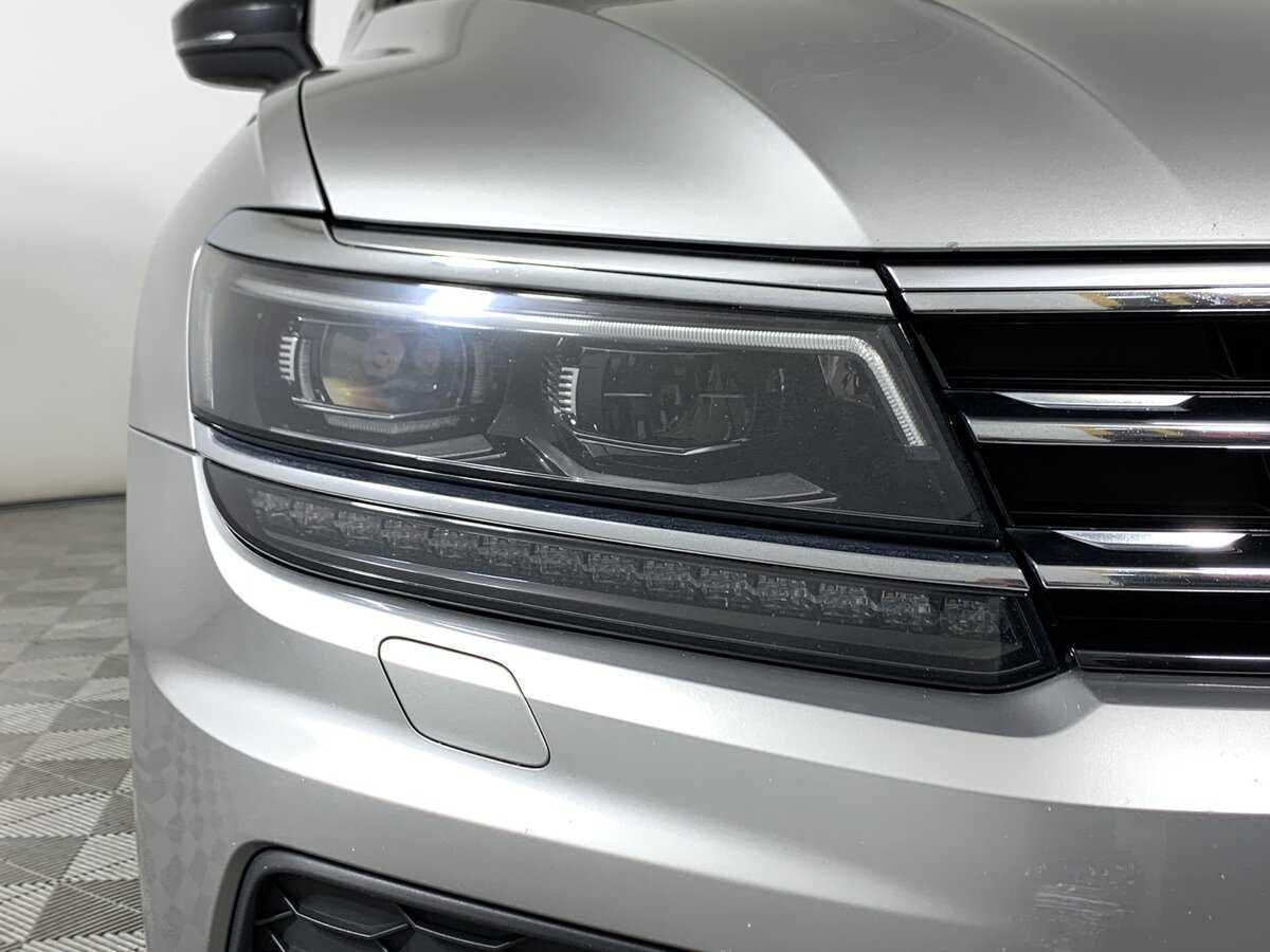 Купить Volkswagen Tiguan с пробегом. Фото: #8